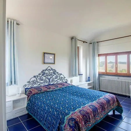 Stylish In Its Own Vineyard With Pool Altavilla Monferrato