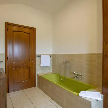 Stylish In Its Own Vineyard With Pool * Altavilla Monferrato