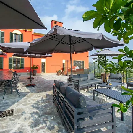 Semesterbostad Stylish In Its Own Vineyard With Pool *